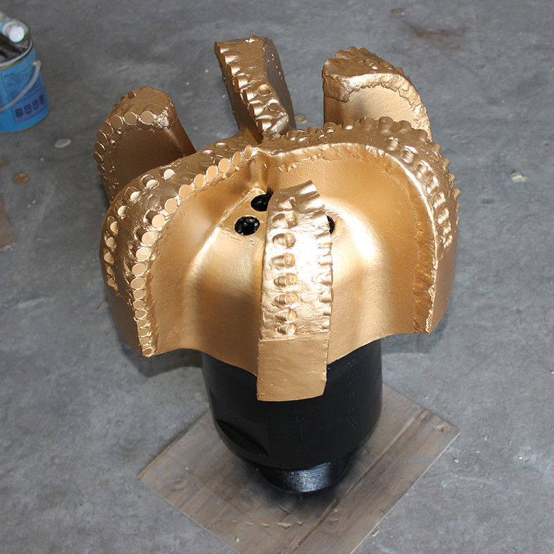 Polymer Derecesi PDC Kaya Bit Karbüt Çelik Özel 5 1/2 - 17 2/1