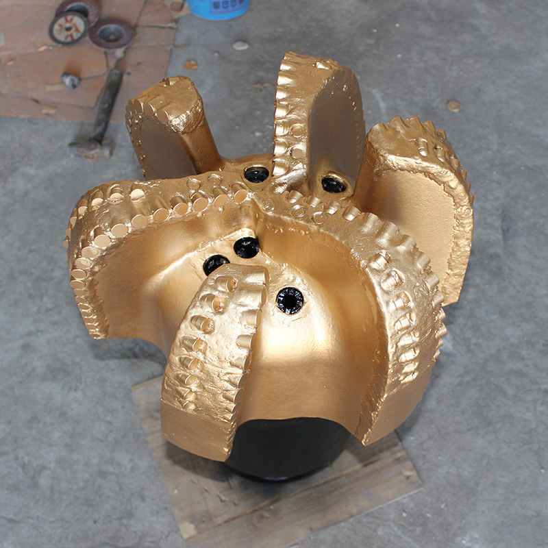 Polymer Derecesi PDC Kaya Bit Karbüt Çelik Özel 5 1/2 - 17 2/1