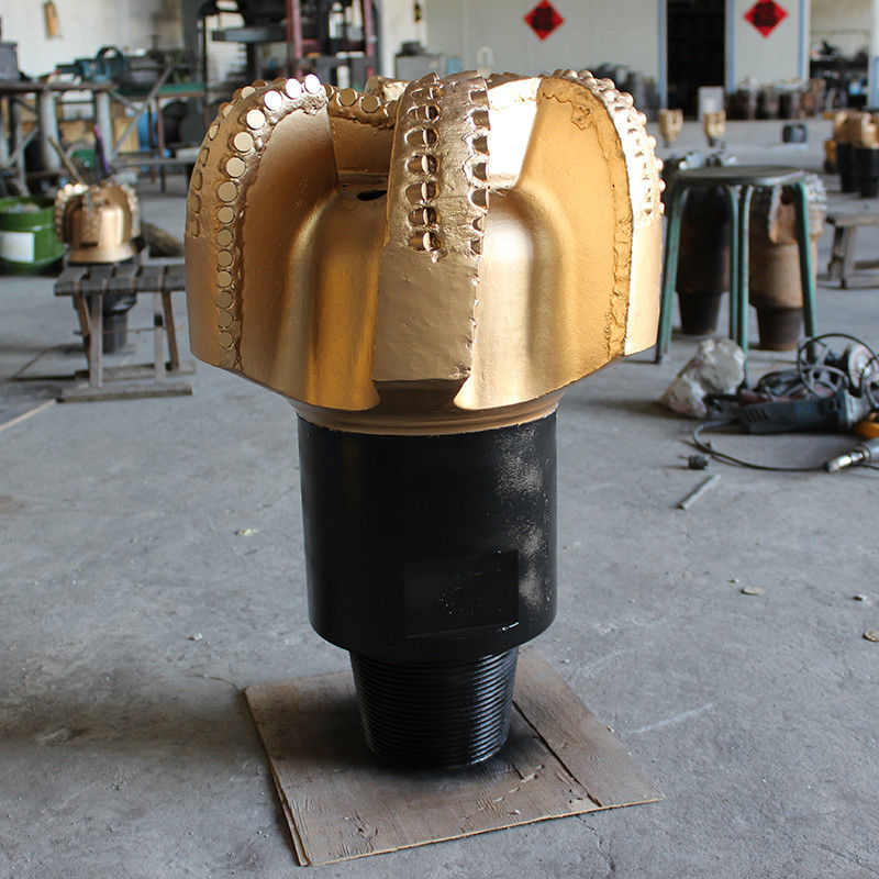 Polymer Derecesi PDC Kaya Bit Karbüt Çelik Özel 5 1/2 - 17 2/1