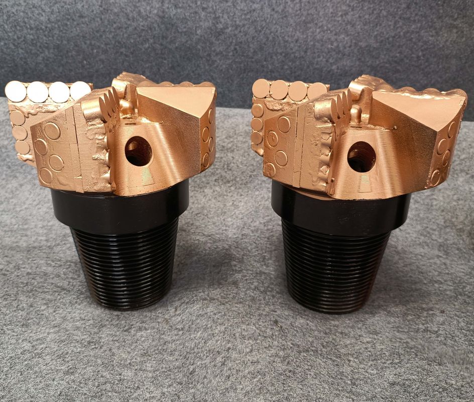 Kaldırıma dayanıklı alaşımlı çelik yuvarlak sürükleme parçaları sistemi orta sondaj oluşumu için