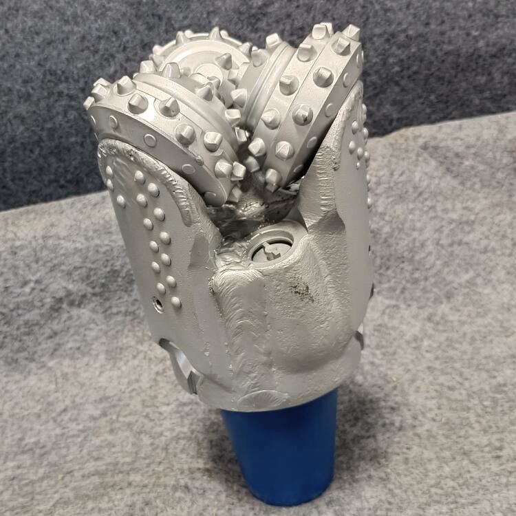 Uzun Yaşam Süresi Düşük Gürültü Seviyesi 3 1/2 API Reg Tricone Kayalık ve Çakılçık Kazıma için Borma Bitleri