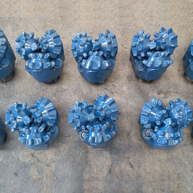 117 mm Mill Diş Rulo Çekici Üç Konus Karbid Dişleri ve Kauçuk Sızdırma