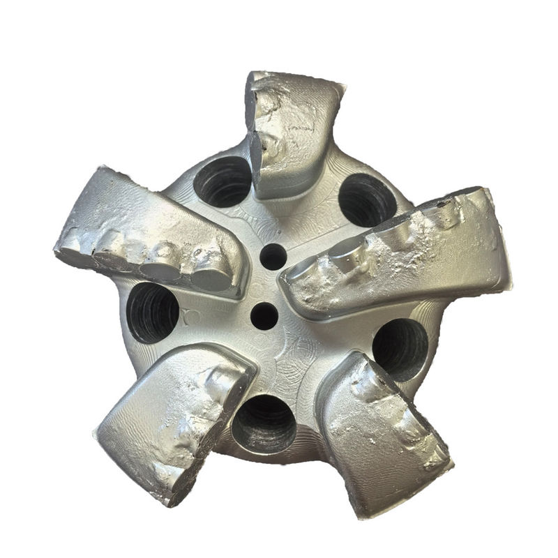 PDC Bits 3-8 Blades Rock PDC Drill Bit Madencilik ve Petrol Buhranı Rig Tüm IADC Kodları