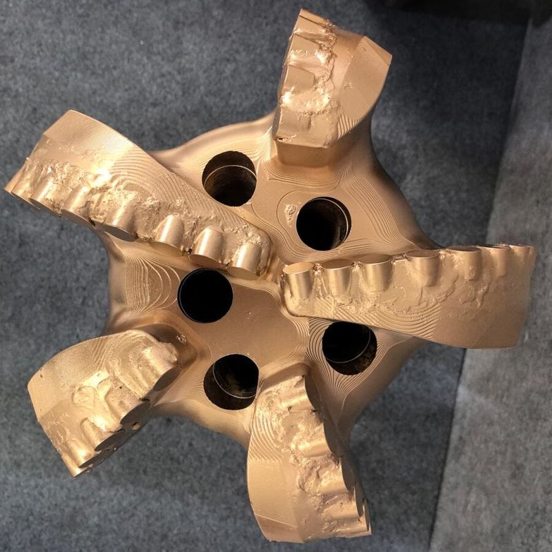 98mm-3593.7mm PDC Bitleri Özel Maden Buhranı ve Su Kuyu Buhranı için