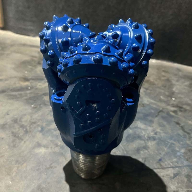 5 1/2 Inch IADC 537 Karbid Rotary Rock Drill Bitleri Tricone Bit Su/Petrol/Gaz Kuyu Kuyu Kuyruklama Kalıp Kuyruklama Aracı