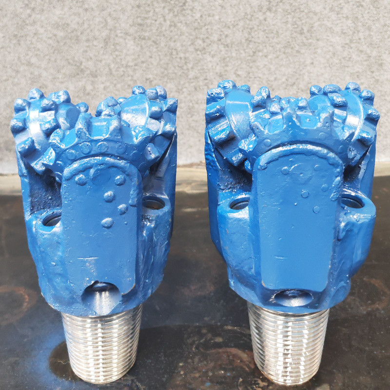 ISO9001 Certified Mill Tooth Drill Bit with IADC 117/127/217 and Roller Bearing for High Performance